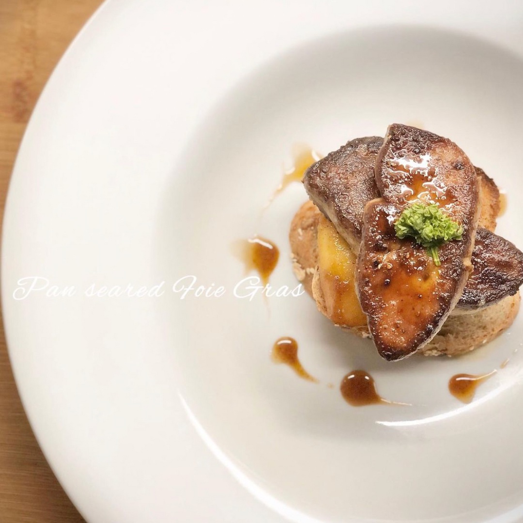 PAN SEARED FOIE GRAS WITH CARAMELIZED BRANDY APPLES